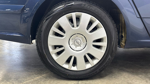 Opel Astra, 2012 года, пробег 191866 км
