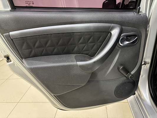 Renault Duster Drive, 2016 года, пробег 301890 км