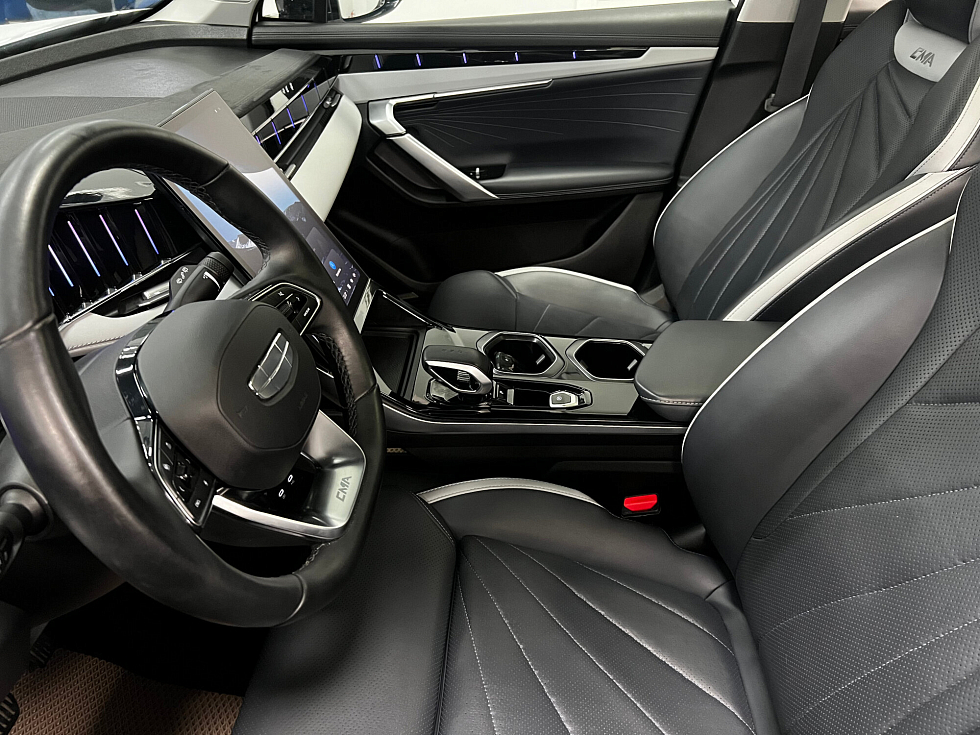 Geely Atlas Flagship, белый