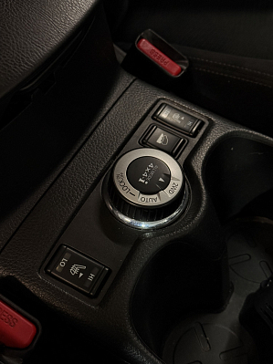 Nissan X-Trail LE+, 2015 года, пробег 160000 км