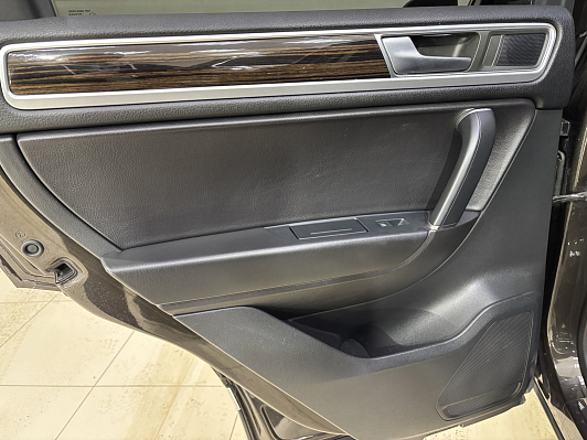 Volkswagen Touareg Business, 2014 года, пробег 192000 км