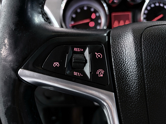 Opel Mokka Cosmo, 2014 года, пробег 140000 км