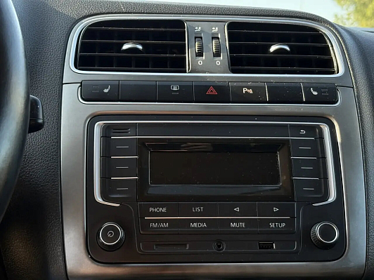 Volkswagen Polo Comfortline, 2020 года, пробег 138400 км