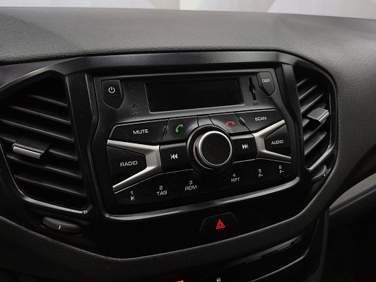 Lada (ВАЗ) Vesta Comfort Image (2018-2019), 2017 года, пробег 189610 км