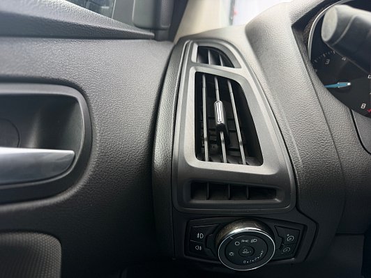 Ford Focus SYNC Edition, 2012 года, пробег 264000 км