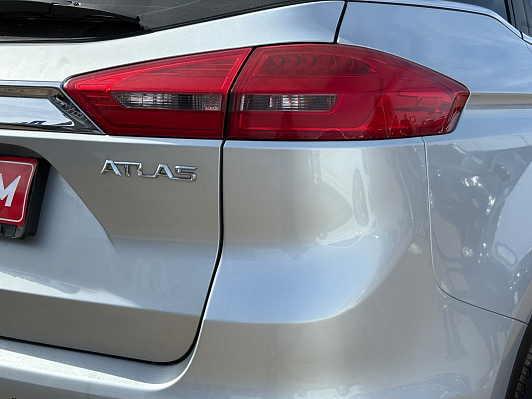 Geely Atlas Luxury, 2021 года, пробег 30000 км