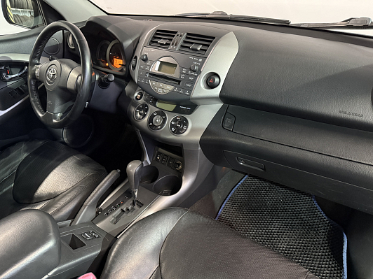Toyota RAV4, 2008 года, пробег 230001 км