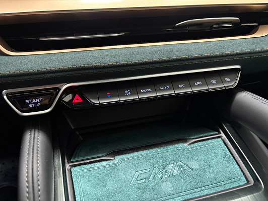 Geely Monjaro, 2024 года, пробег 10981 км