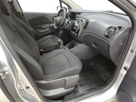 Renault Kaptur Drive, 2017 года, пробег 170146 км