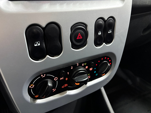 Renault Sandero, 2013 года, пробег 143557 км