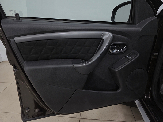 Renault Duster Dakar Edition, 2017 года, пробег 64393 км
