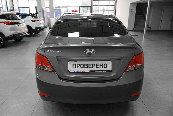 Hyundai Solaris Elegance, 2016 года, пробег 140000 км