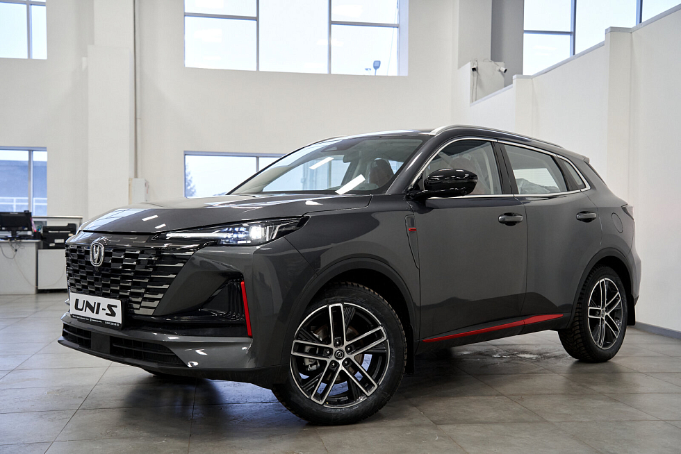 Changan UNI-S , серый