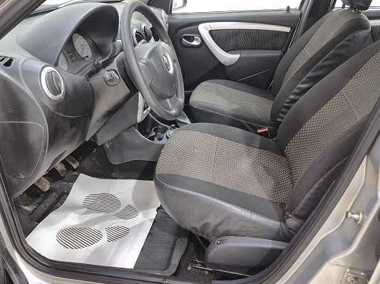 Renault Logan Prestige, 2014 года, пробег 174975 км
