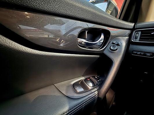 Nissan X-Trail SE, 2019 года, пробег 85500 км