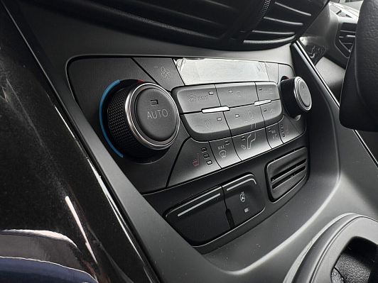Ford Kuga Titanium, 2018 года, пробег 71600 км