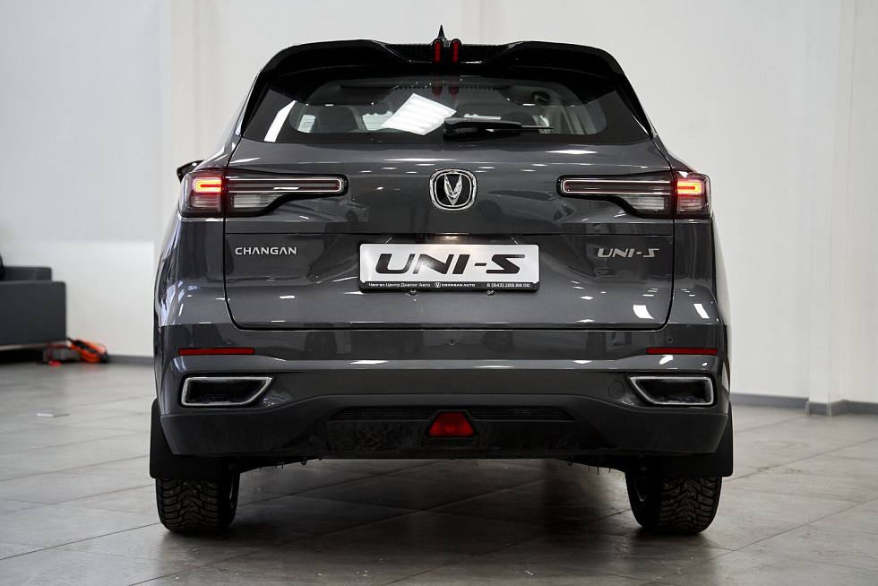 Changan UNI-S Техно, серый