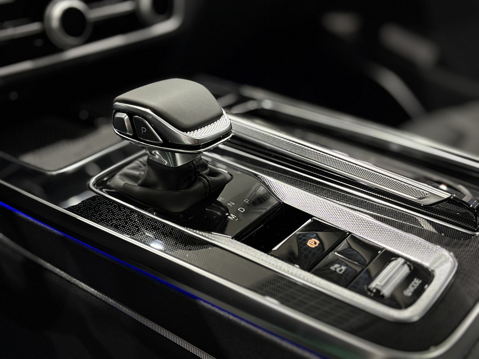 Hongqi HS3 Comfort, серый