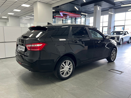 Lada (ВАЗ) Vesta Luxe Multimedia, 2017 года, пробег 111636 км