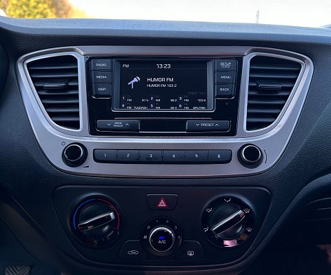 Hyundai Solaris Comfort, 2019 года, пробег 98980 км
