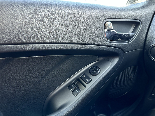 Kia Cerato Prestige, 2013 года, пробег 275000 км