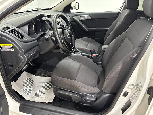 Kia Cerato, 2012 года, пробег 207000 км