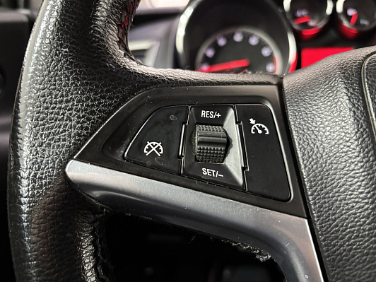 Opel Astra Cosmo, 2012 года, пробег 189646 км