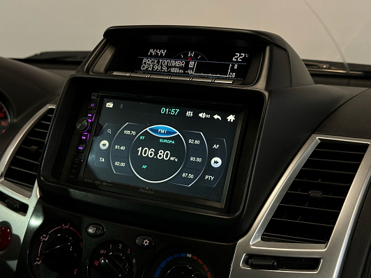 Mitsubishi Pajero Sport Intense, 2014 года, пробег 123200 км