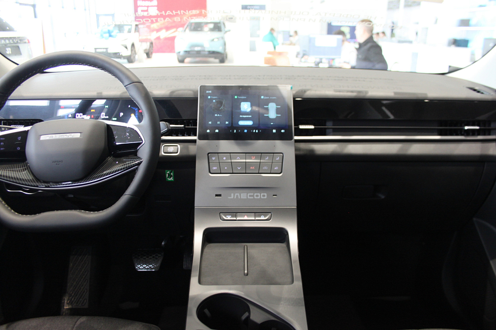 Jaecoo J6 Актив, белый