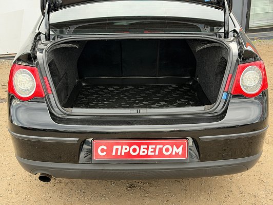 Volkswagen Passat Trendline, 2009 года, пробег 253000 км