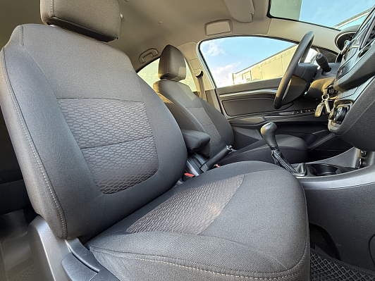 Lada (ВАЗ) Vesta Comfort Winter, 2019 года, пробег 112000 км