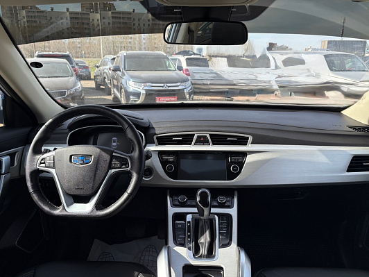 Geely Atlas Luxury, 2021 года, пробег 30000 км