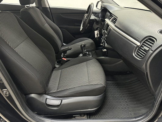 Kia Rio Comfort, 2018 года, пробег 102000 км