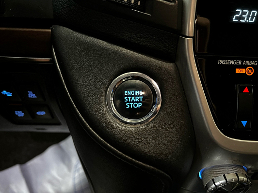 Toyota Land Cruiser Люкс Safety (7 мест), 2016 года, пробег 174802 км