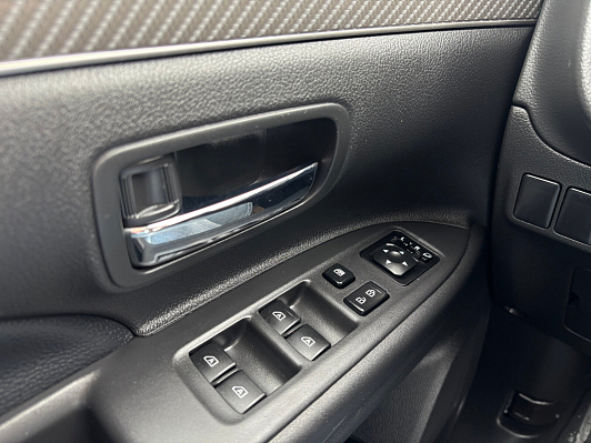 Mitsubishi Outlander Instyle, 2021 года, пробег 83293 км