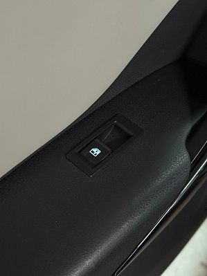 Lada (ВАЗ) Vesta Luxe Multimedia, 2018 года, пробег 115000 км