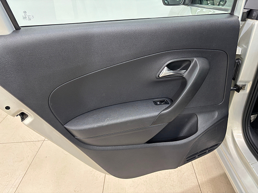 Volkswagen Polo Comfortline, 2012 года, пробег 160834 км