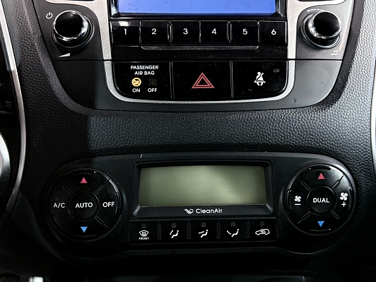 Hyundai ix35, 2011 года, пробег 242000 км