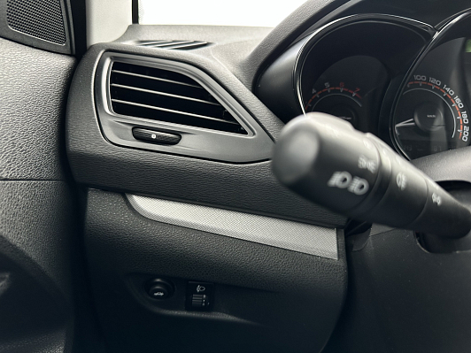Lada (ВАЗ) Vesta Comfort Image (2018-2019), 2017 года, пробег 71000 км