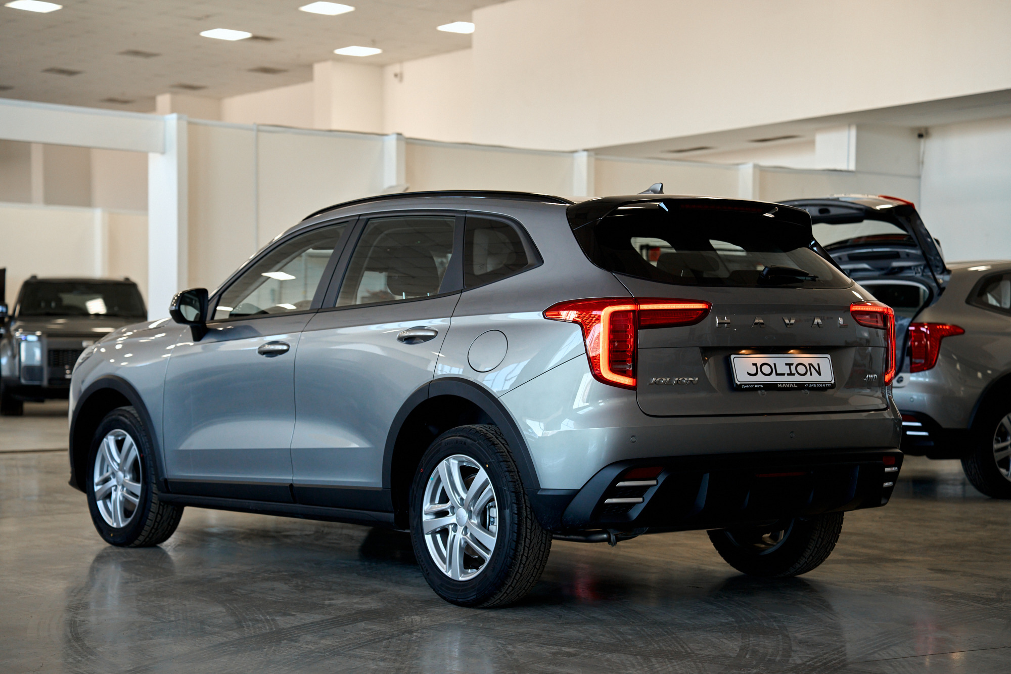 Haval Jolion Премиум, серый