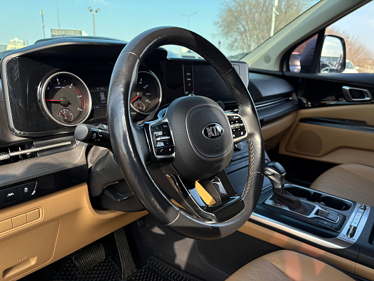 Kia Carnival, 2021 года, пробег 49142 км