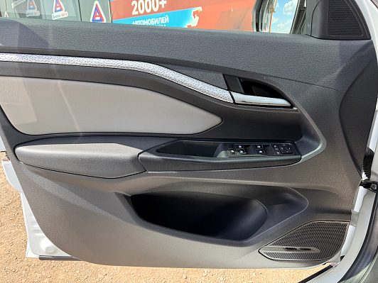Lada (ВАЗ) Vesta Luxe, 2021 года, пробег 120370 км
