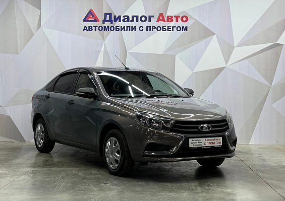 Lada (ВАЗ) Vesta 50 Anniversary, 2016 года, пробег 157227 км