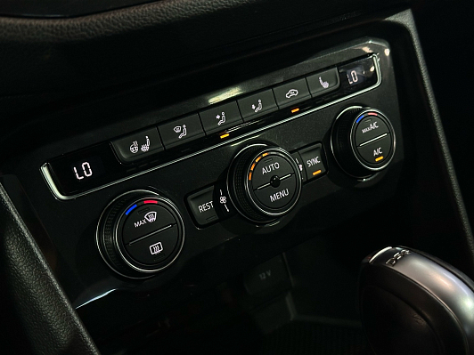 Volkswagen Tiguan Highline, 2018 года, пробег 130094 км