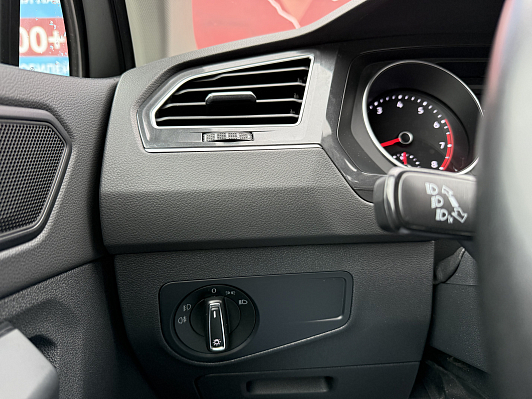 Volkswagen Tiguan Comfortline, 2019 года, пробег 117500 км