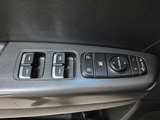 Kia Sportage, 2018 года, пробег 130955 км