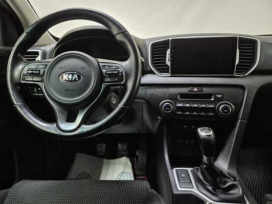 Kia Sportage, 2018 года, пробег 130955 км