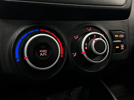 Kia Rio, 2012 года, пробег 172196 км