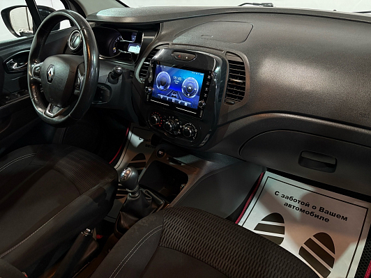 Renault Kaptur Drive, 2016 года, пробег 135000 км