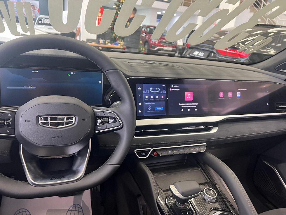 Geely Monjaro Flagship SE, черный